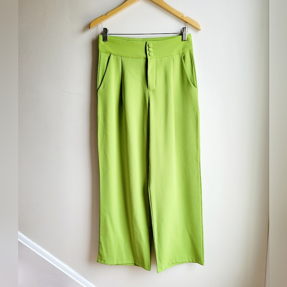 NWOT Wide Leg High Rise Crop Pants Trousers Apple Green Small